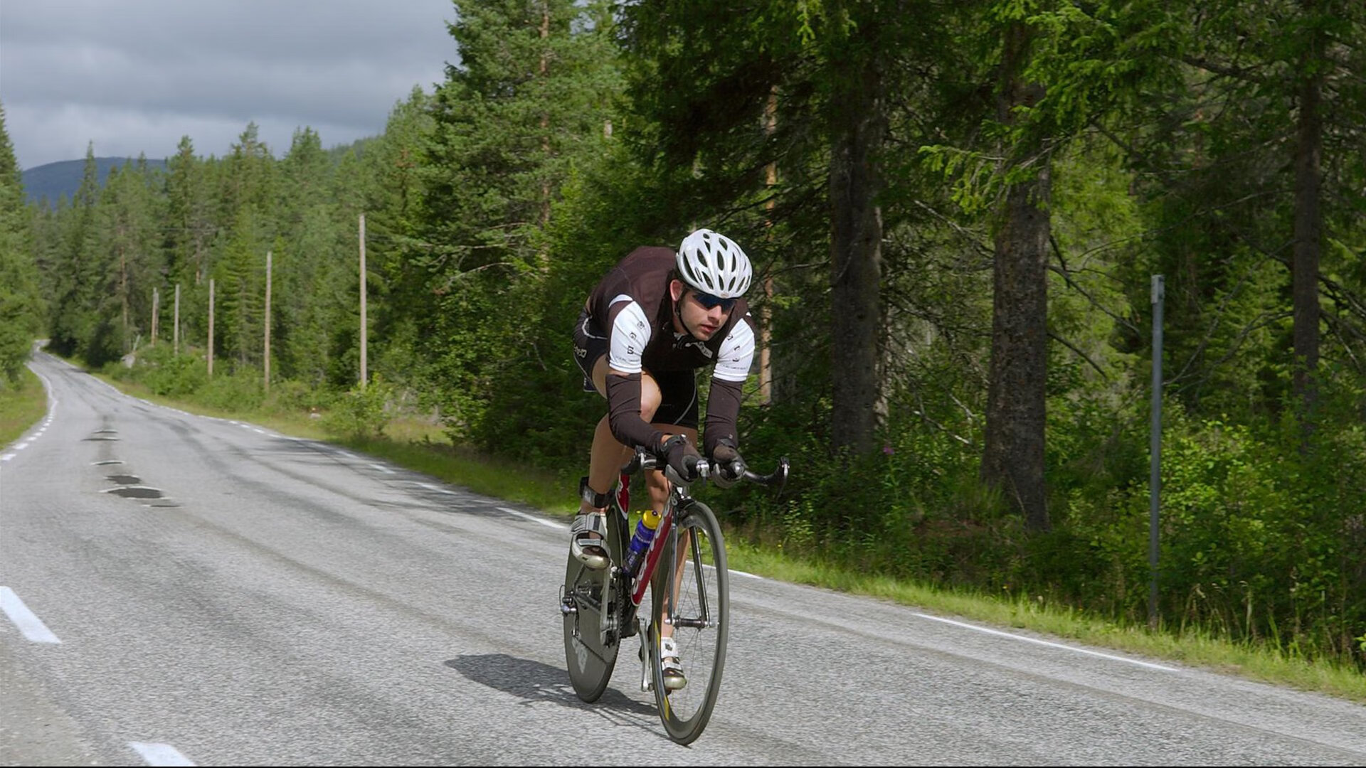 开云体育官方下载-加拿大队赛制评析：如何通过赛制安排提升团队的配合默契，加拿大赛区落选赛  第1张